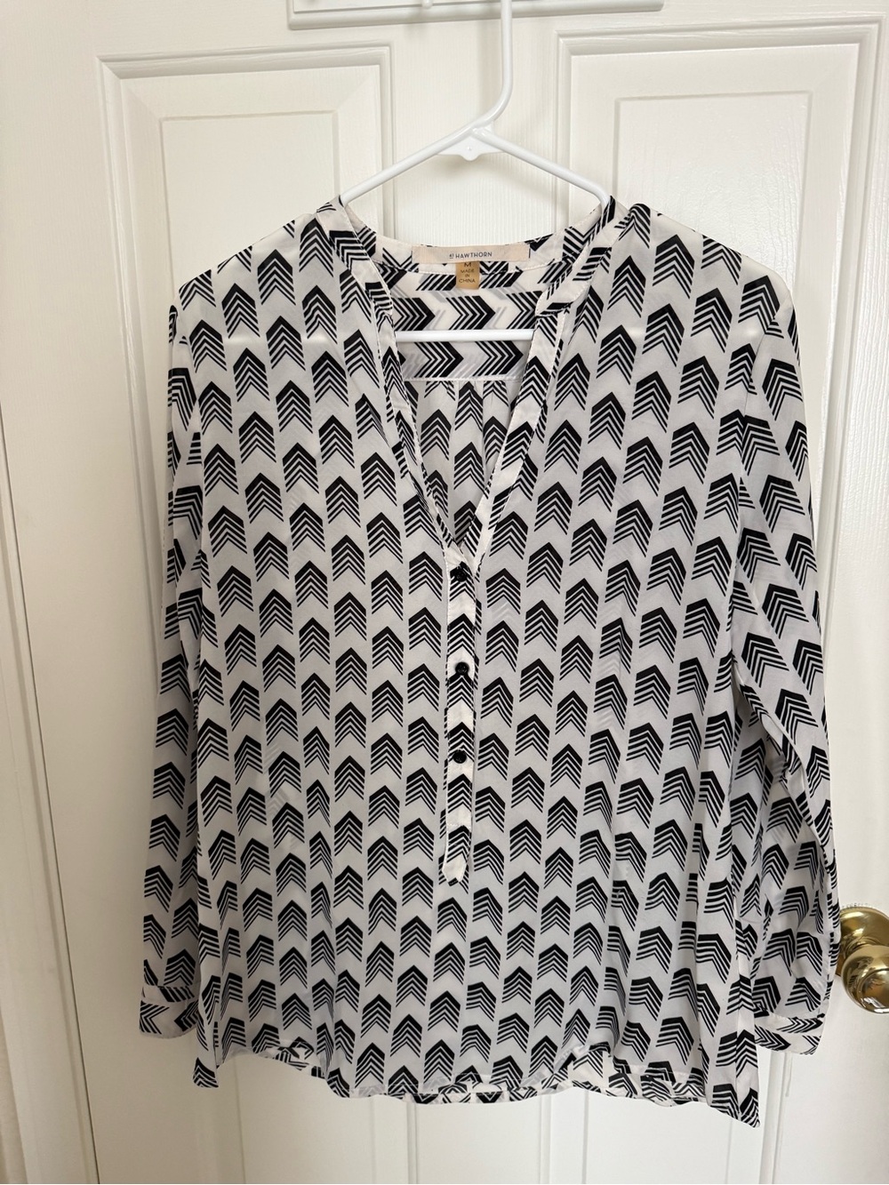 41 Hawthorn Black Chevron Pattern White Blouse